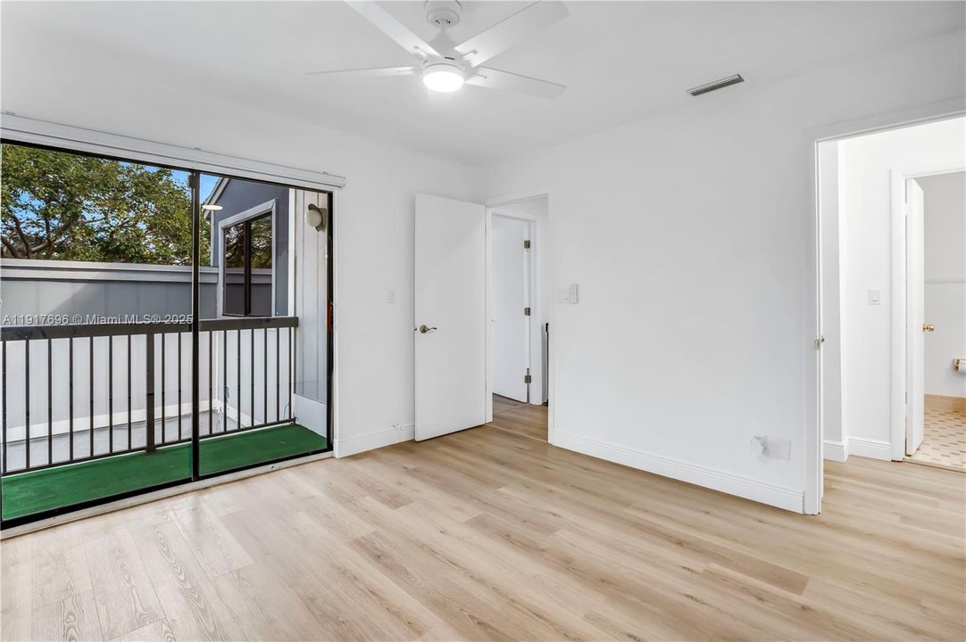 For Rent: $3,200 (3 beds, 2 baths, 1577 Square Feet)