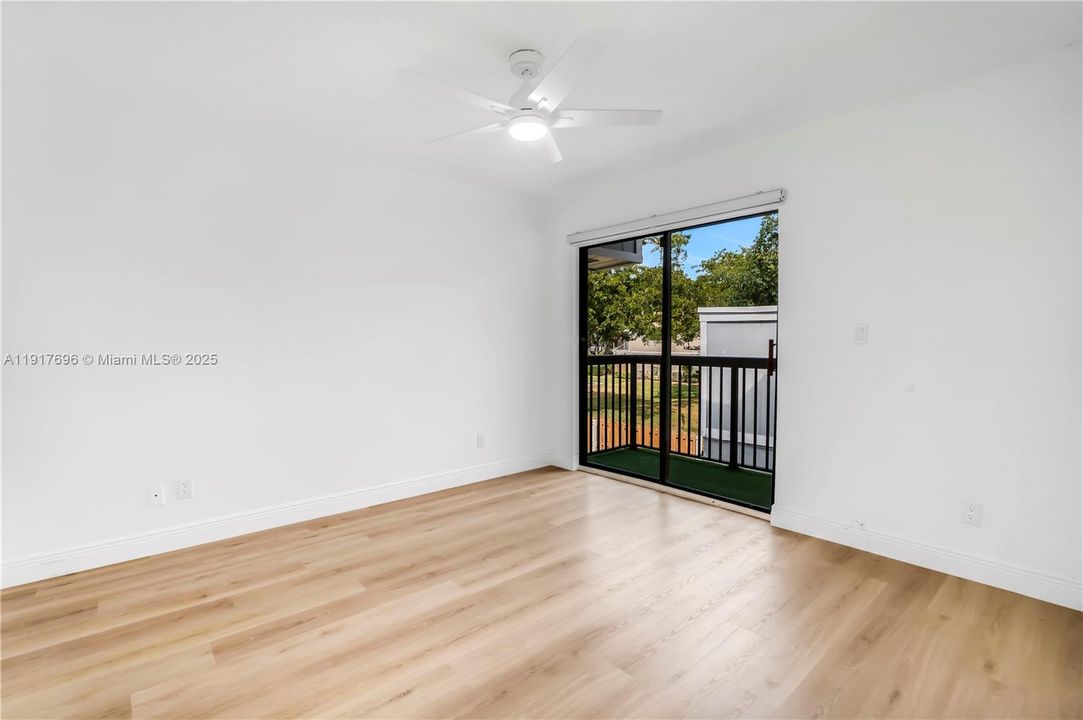 For Rent: $3,200 (3 beds, 2 baths, 1577 Square Feet)