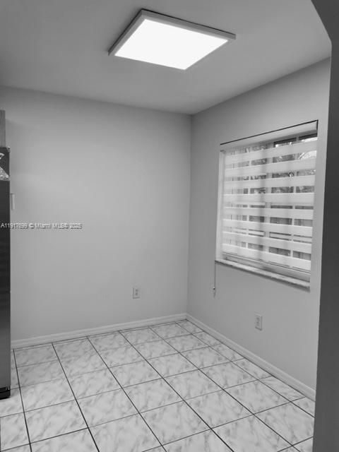 For Rent: $3,590 (3 beds, 2 baths, 1595 Square Feet)