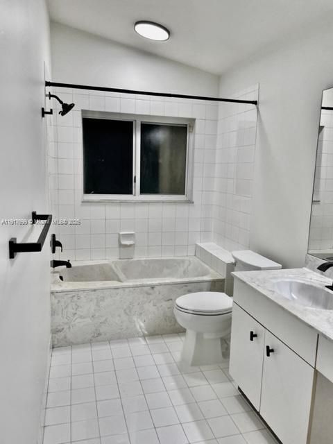 For Rent: $3,590 (3 beds, 2 baths, 1595 Square Feet)