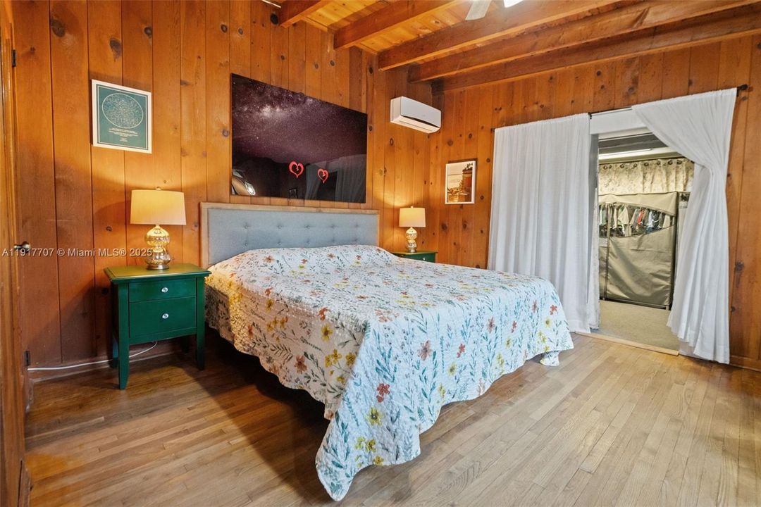 En Venta: $799,000 (3 camas, 2 baños, 1734 Pies cuadrados)