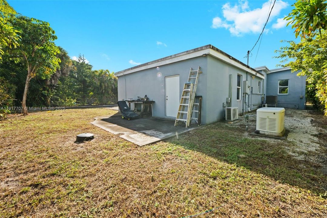 En Venta: $799,000 (3 camas, 2 baños, 1734 Pies cuadrados)