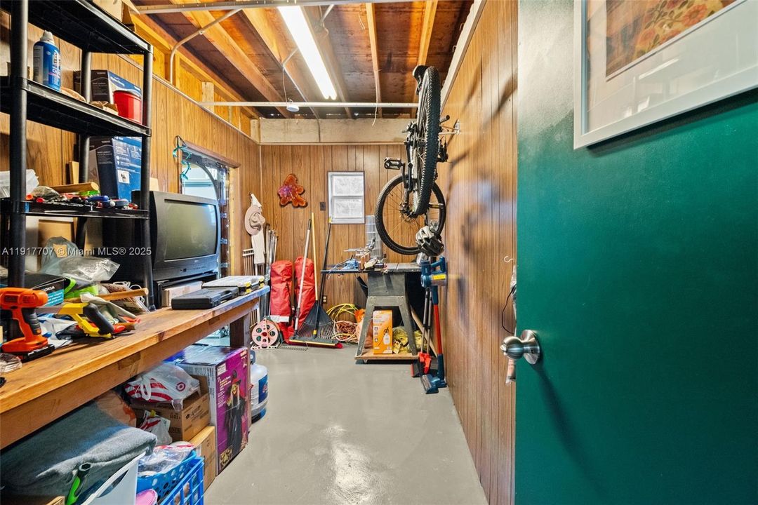 En Venta: $799,000 (3 camas, 2 baños, 1734 Pies cuadrados)