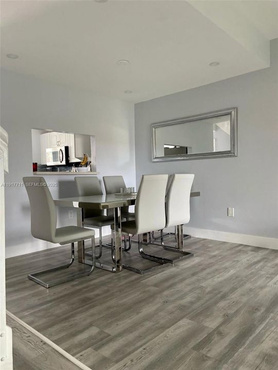 En Renta: $2,700 (2 camas, 2 baños, 1350 Pies cuadrados)