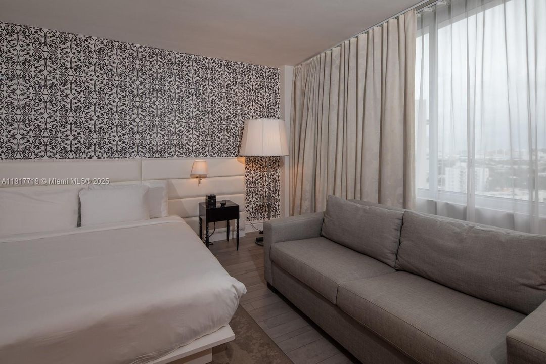 待售: $295,000 (1 贝兹, 1 浴室, 0 平方英尺)