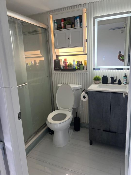 待售: $525,000 (2 贝兹, 2 浴室, 1217 平方英尺)