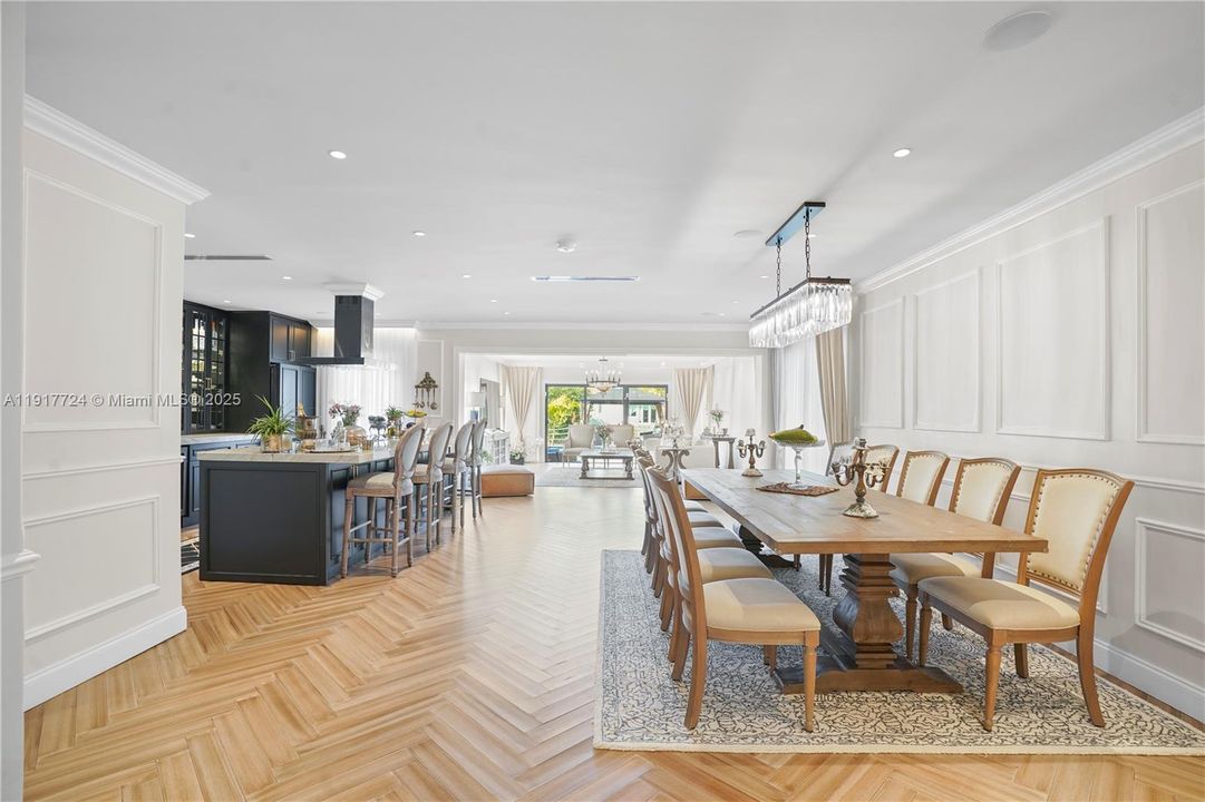 En Renta: $23,000 (5 camas, 3 baños, 2690 Pies cuadrados)