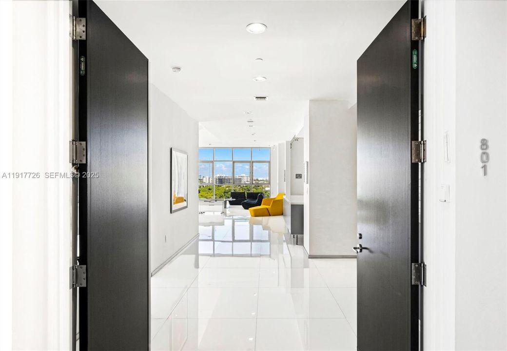 For Sale: $4,600,000 (3 beds, 3 baths, 3211 Square Feet)