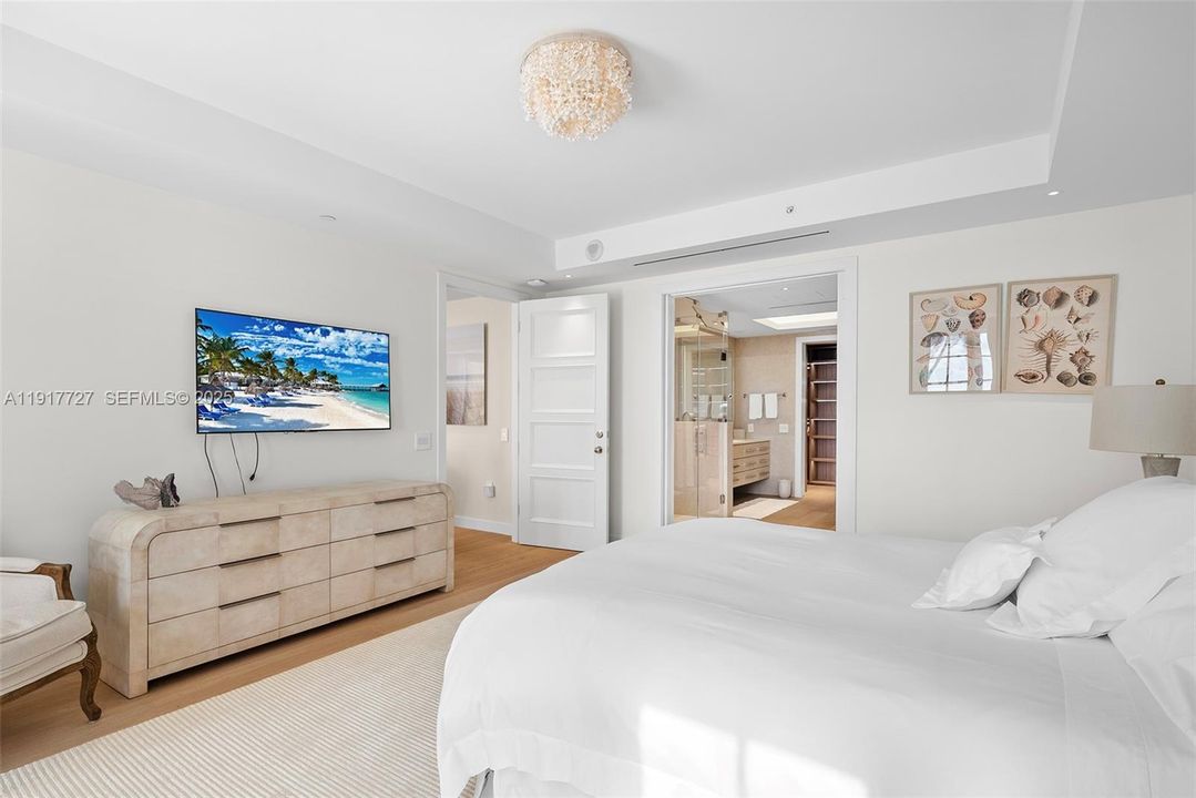 出租: $30,000 (2 贝兹, 2 浴室, 2530 平方英尺)