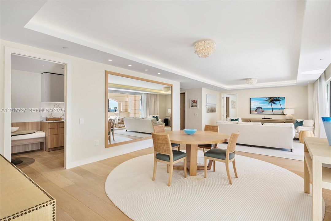 出租: $30,000 (2 贝兹, 2 浴室, 2530 平方英尺)