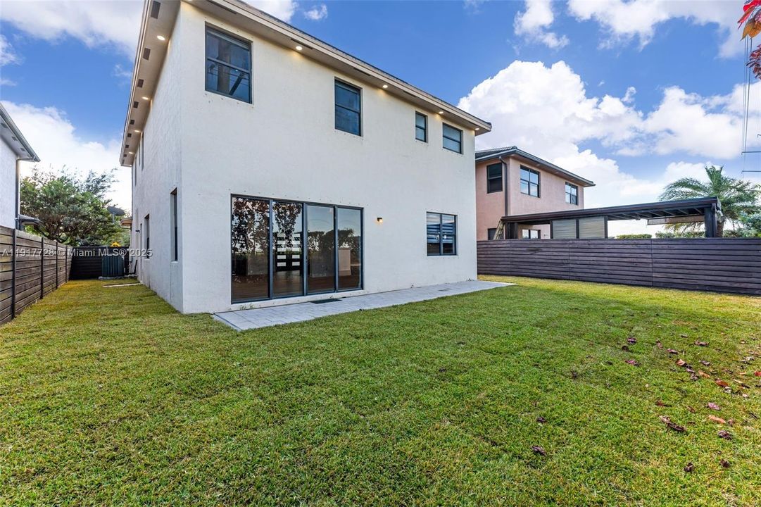 For Rent: $4,999 (4 beds, 3 baths, 2597 Square Feet)