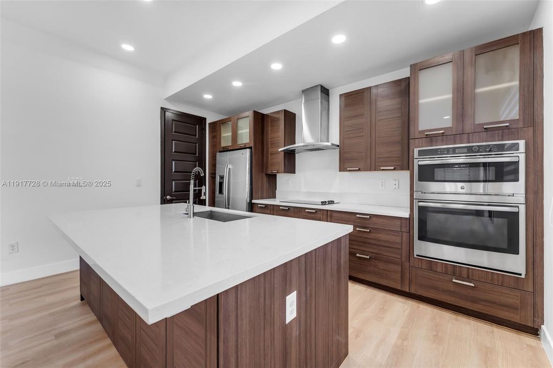 For Rent: $4,999 (4 beds, 3 baths, 2597 Square Feet)