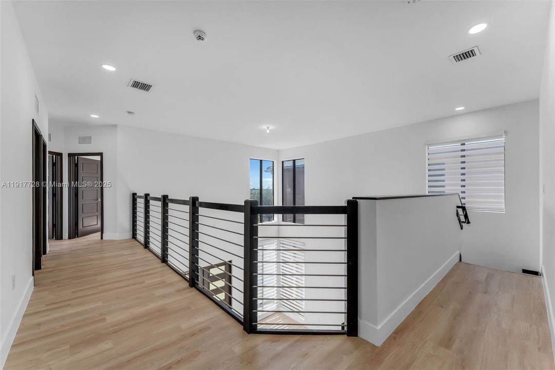 For Rent: $4,999 (4 beds, 3 baths, 2597 Square Feet)