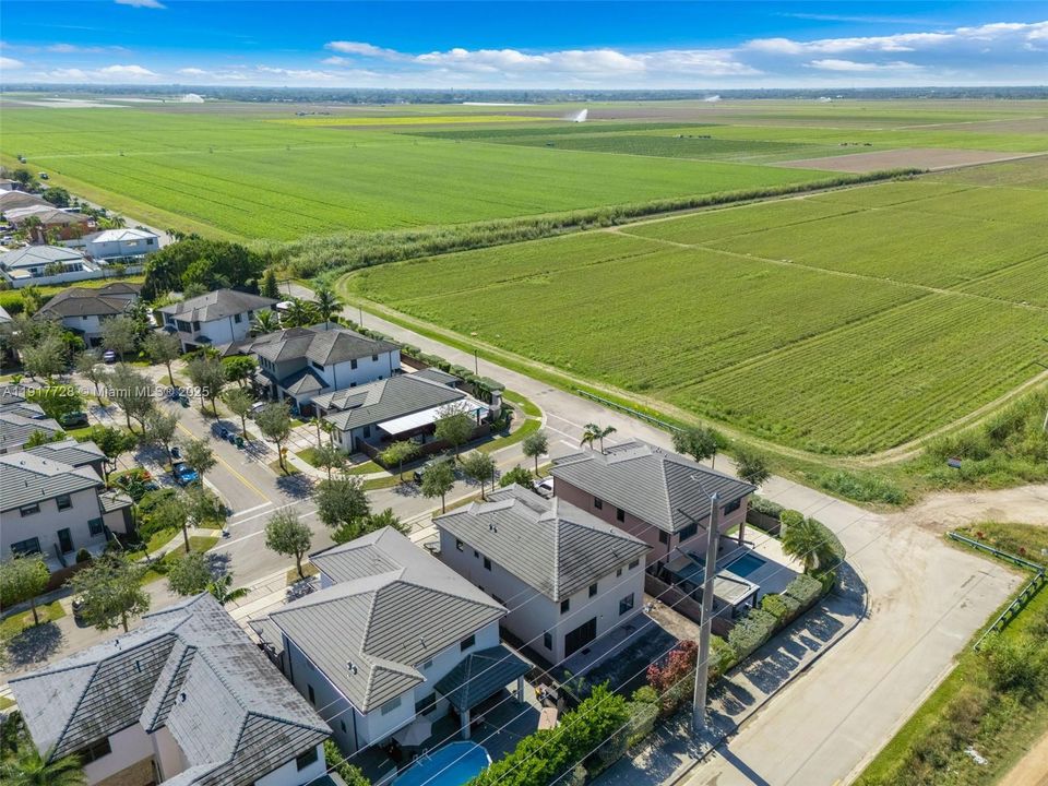 For Rent: $4,999 (4 beds, 3 baths, 2597 Square Feet)