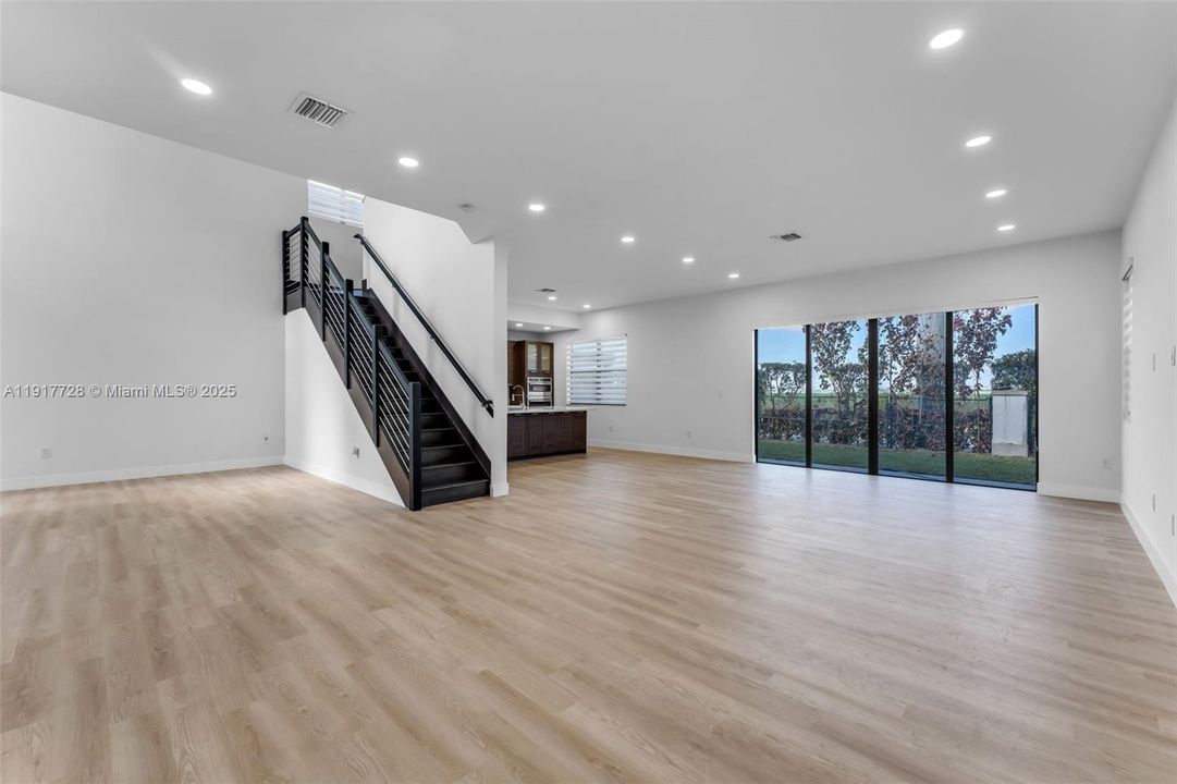 For Rent: $4,999 (4 beds, 3 baths, 2597 Square Feet)