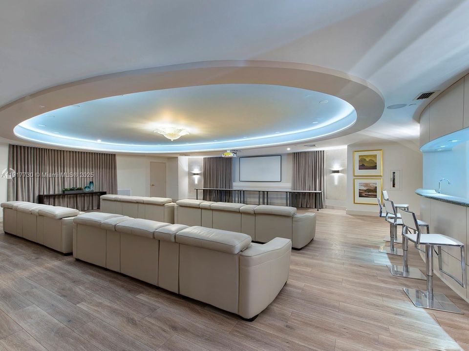 En Venta: $1,849,000 (3 camas, 3 baños, 1840 Pies cuadrados)