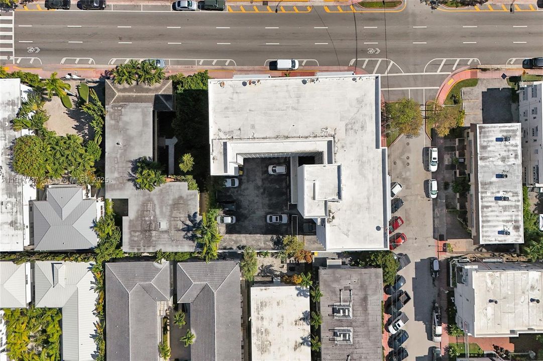 На продажу: $299,000 (1 спален, 1 ванн, 791 Квадратных фут)