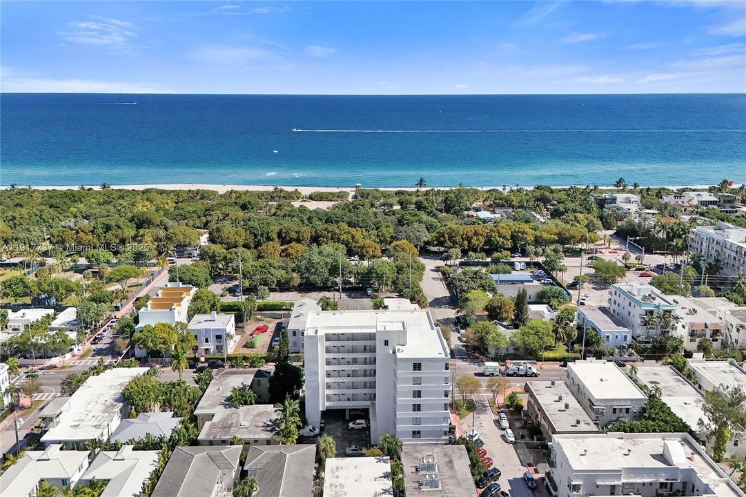 На продажу: $299,000 (1 спален, 1 ванн, 791 Квадратных фут)