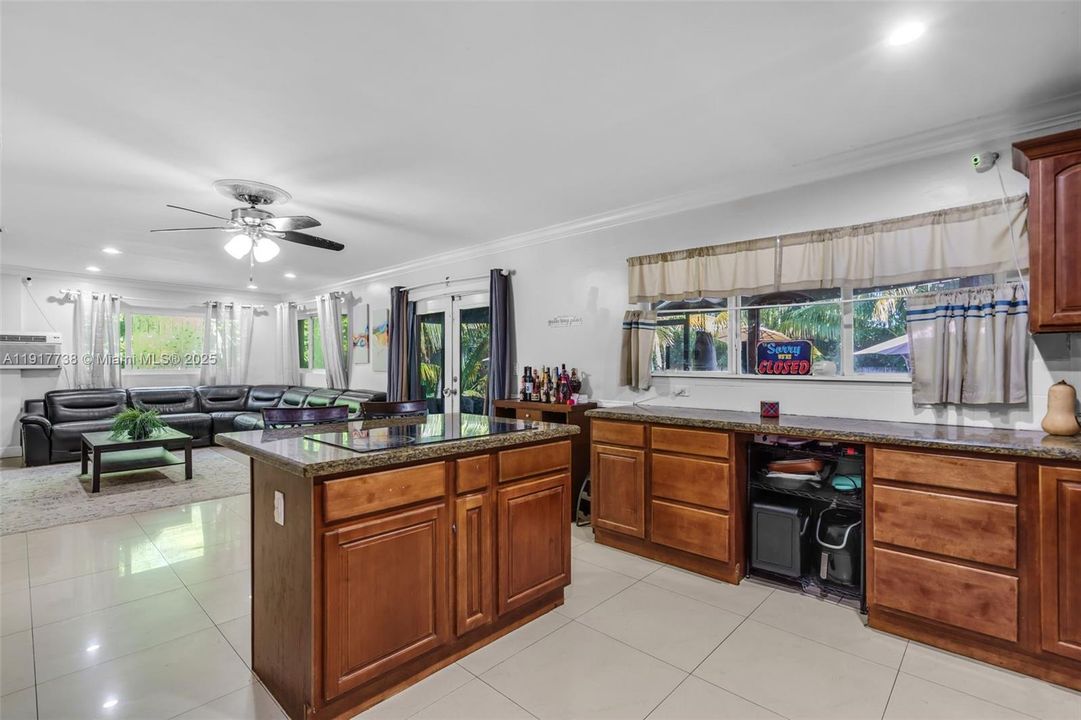 For Sale: $1,649,000 (6 beds, 4 baths, 4203 Square Feet)