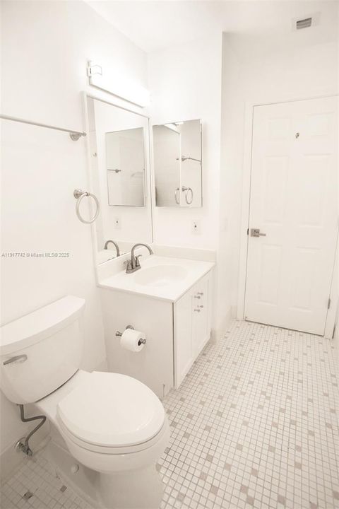 For Rent: $5,000 (3 beds, 3 baths, 2154 Square Feet)