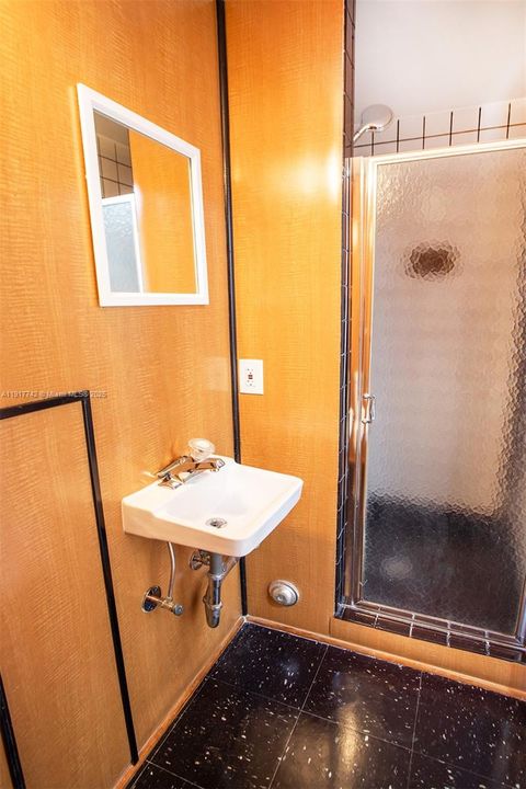 For Rent: $5,000 (3 beds, 3 baths, 2154 Square Feet)