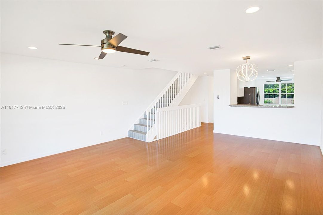 For Rent: $5,000 (3 beds, 3 baths, 2154 Square Feet)