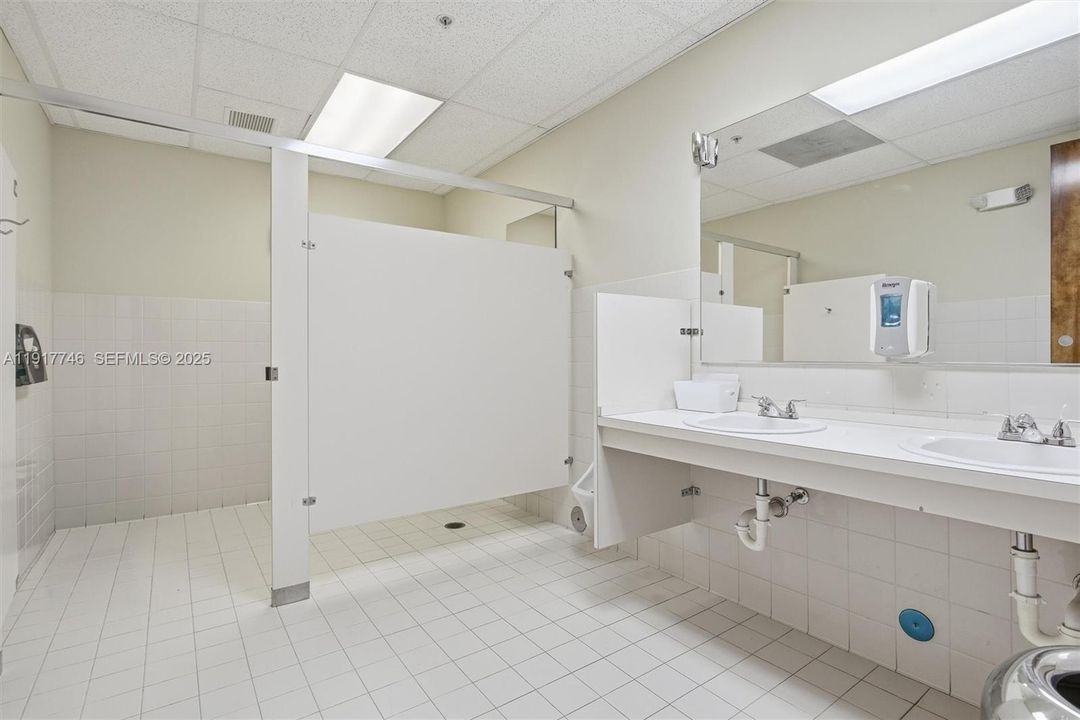 待售: $3,500,000 (0 贝兹, 0 浴室, 0 平方英尺)