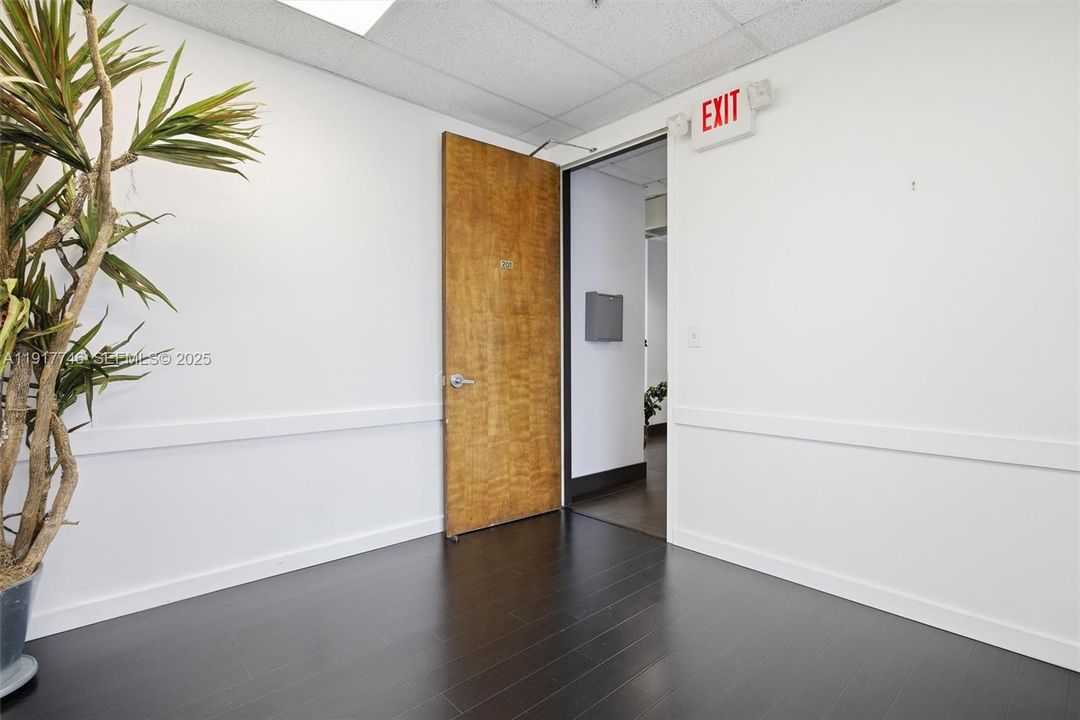 待售: $3,500,000 (0 贝兹, 0 浴室, 0 平方英尺)