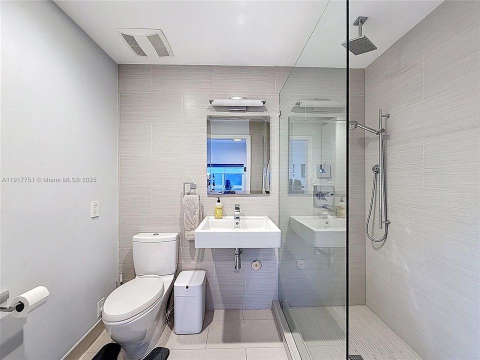 На продажу: $787,500 (3 спален, 2 ванн, 1463 Квадратных фут)