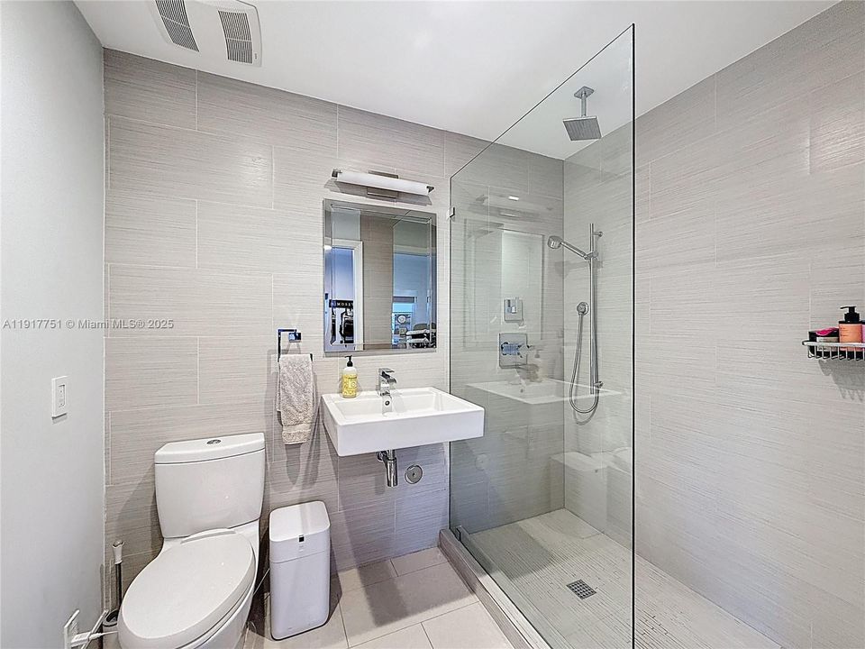 На продажу: $787,500 (3 спален, 2 ванн, 1463 Квадратных фут)