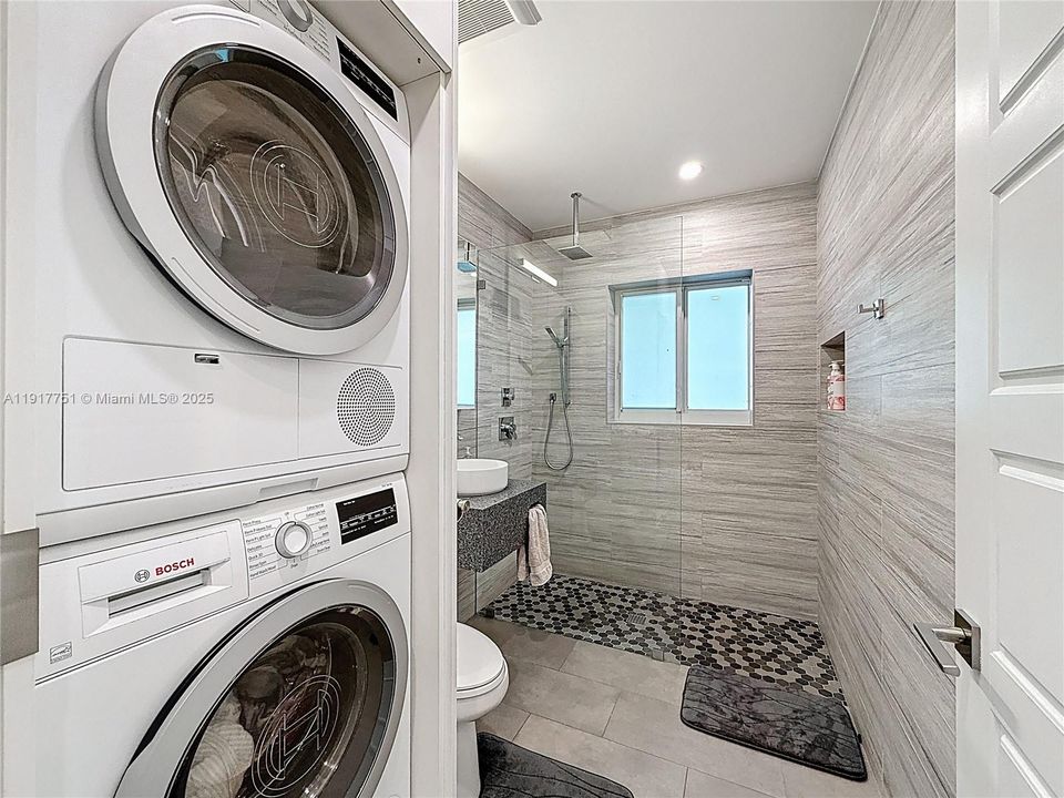 На продажу: $787,500 (3 спален, 2 ванн, 1463 Квадратных фут)