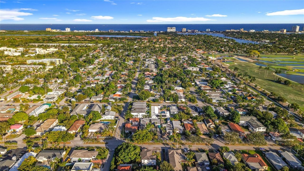 На продажу: $787,500 (3 спален, 2 ванн, 1463 Квадратных фут)