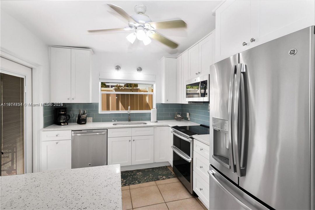 For Sale: $730,000 (3 beds, 2 baths, 1222 Square Feet)