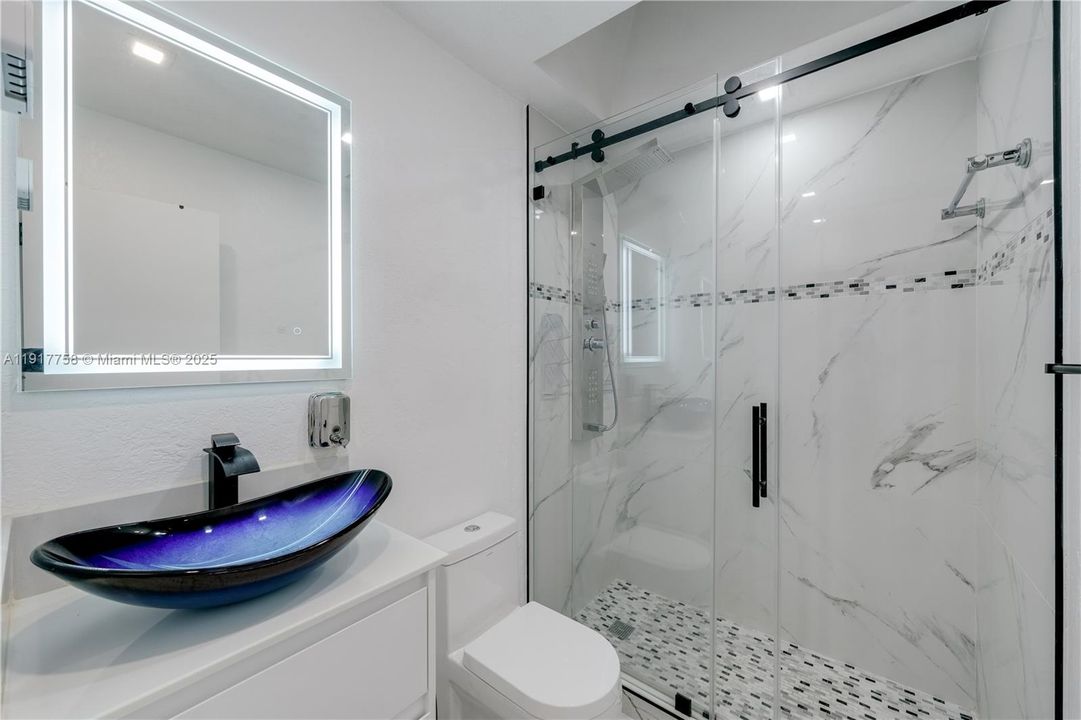 出租: $4,500 (4 贝兹, 2 浴室, 2278 平方英尺)