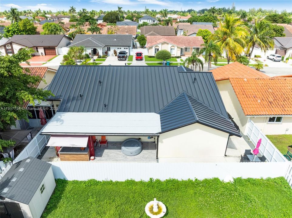 出租: $4,500 (4 贝兹, 2 浴室, 2278 平方英尺)