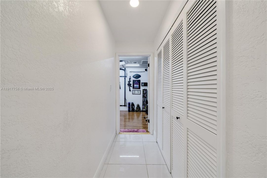 出租: $4,500 (4 贝兹, 2 浴室, 2278 平方英尺)