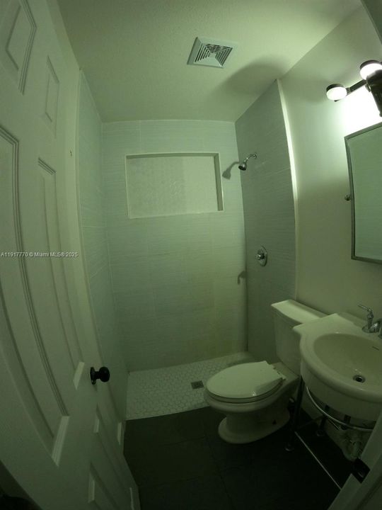 En Venta: $525,000 (0 camas, 0 baños, 1311 Pies cuadrados)