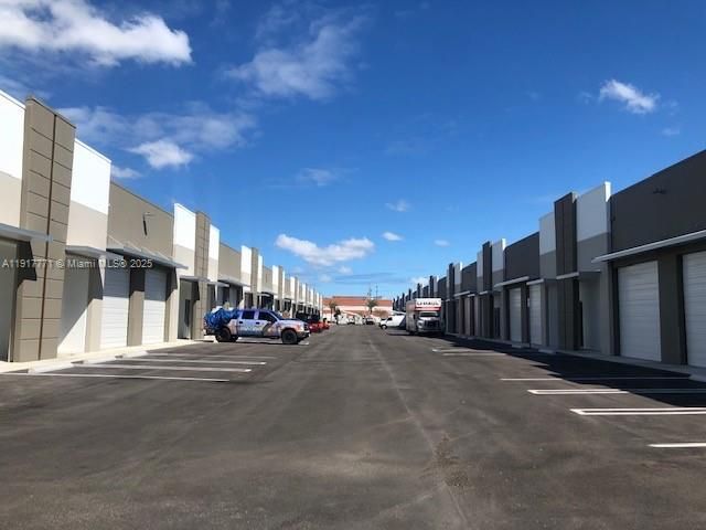 待售: $630,000 (0 贝兹, 0 浴室, 0 平方英尺)