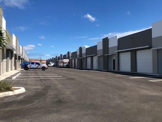 待售: $630,000 (0 贝兹, 0 浴室, 0 平方英尺)