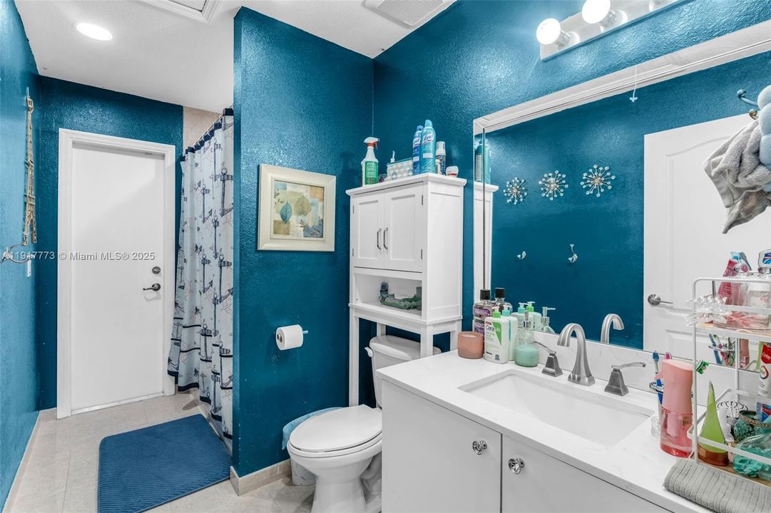 En Venta: $619,999 (3 camas, 2 baños, 1455 Pies cuadrados)