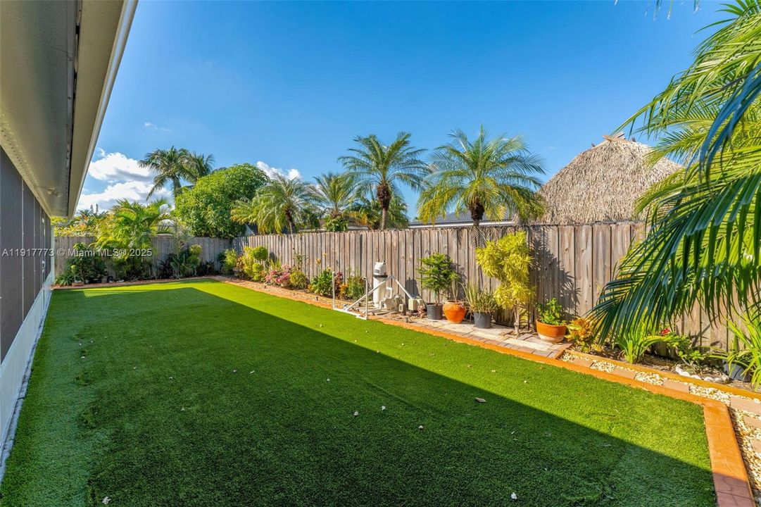 En Venta: $619,999 (3 camas, 2 baños, 1455 Pies cuadrados)