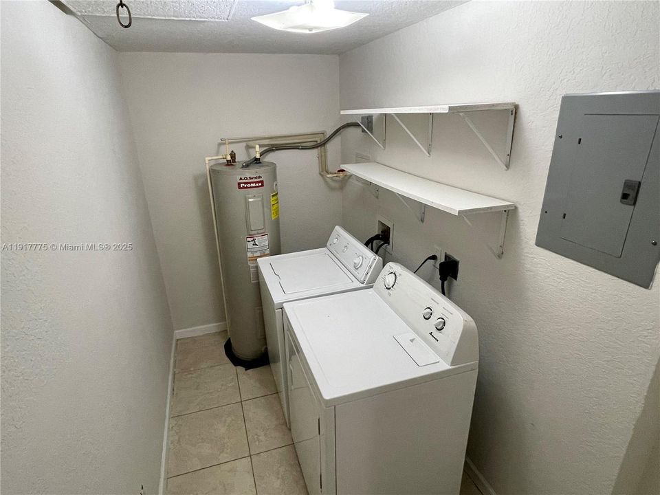 В аренду: $1,670 (1 спален, 1 ванн, 550 Квадратных фут)