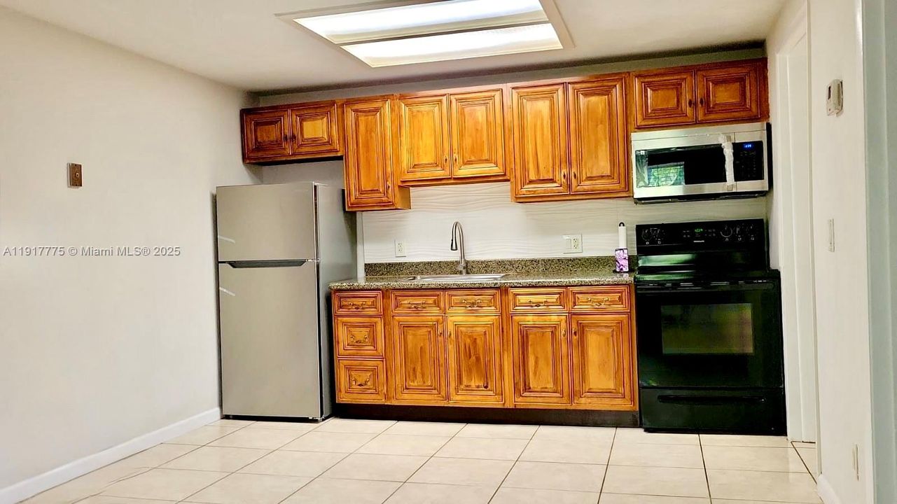 В аренду: $1,670 (1 спален, 1 ванн, 550 Квадратных фут)