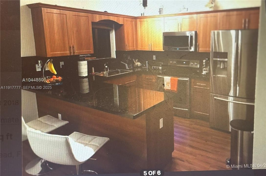 Active With Contract: $2,900 (4 beds, 2 baths, 1597 Square Feet)