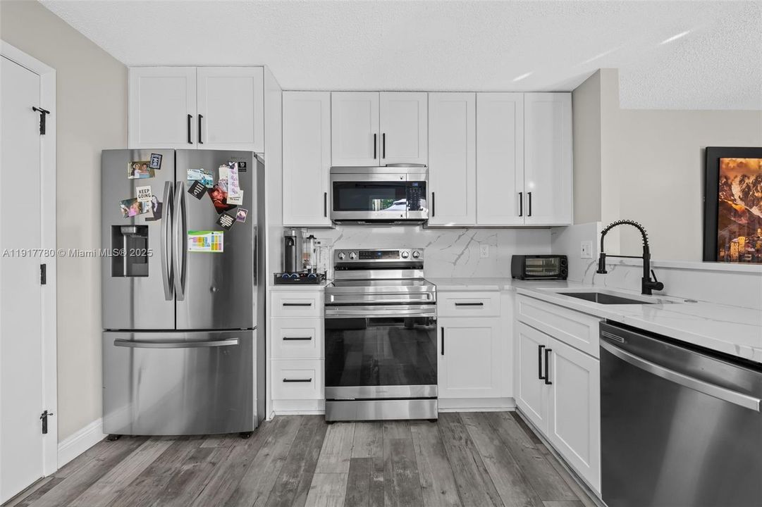 待售: $505,000 (3 贝兹, 2 浴室, 1666 平方英尺)