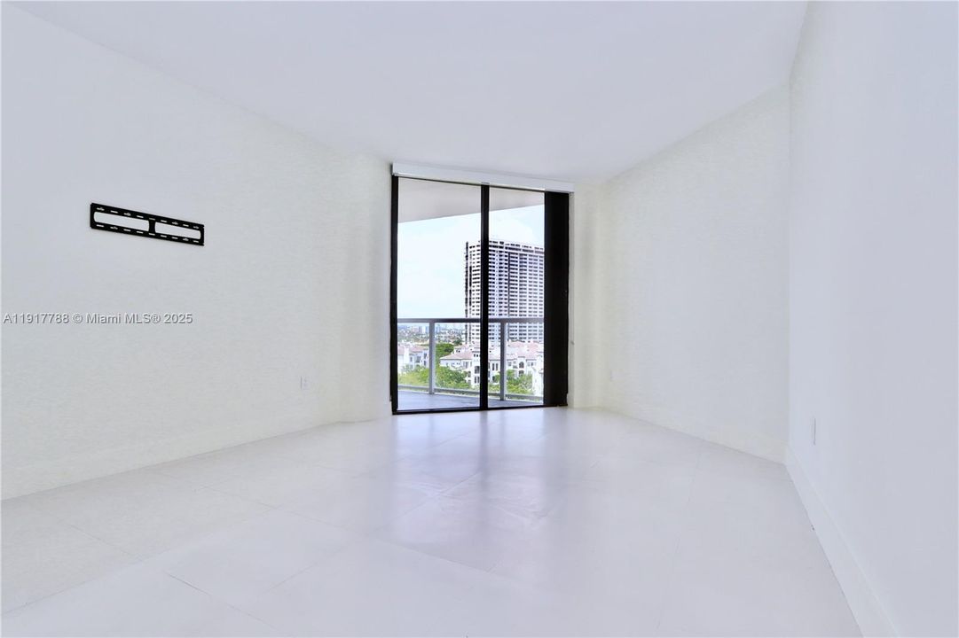 For Rent: $5,000 (2 beds, 2 baths, 1508 Square Feet)