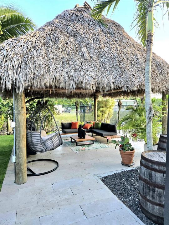 En Venta: $780,000 (5 camas, 4 baños, 3567 Pies cuadrados)