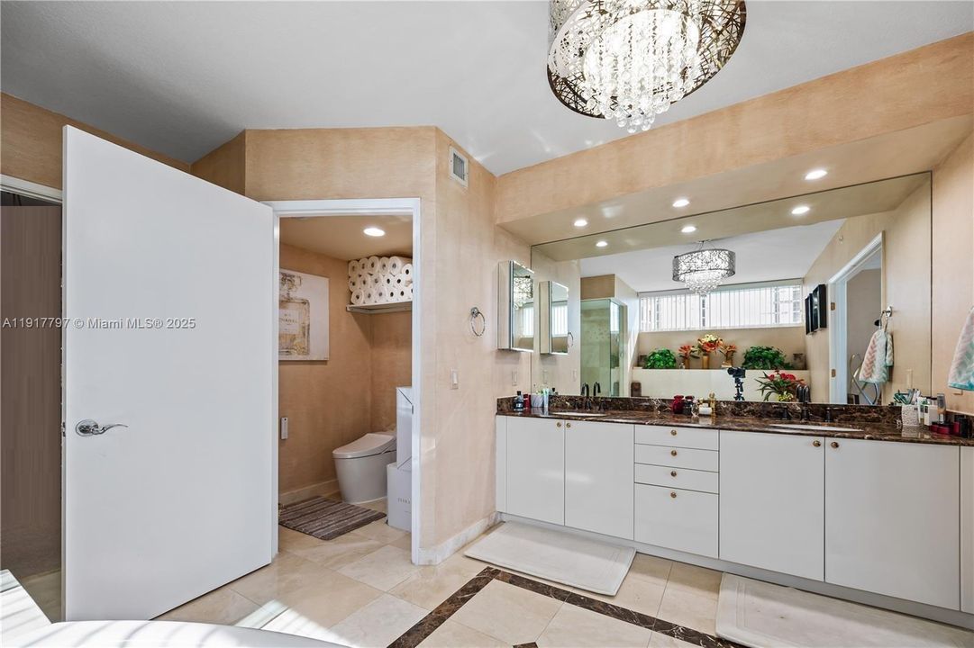 待售: $1,850,000 (3 贝兹, 3 浴室, 1840 平方英尺)