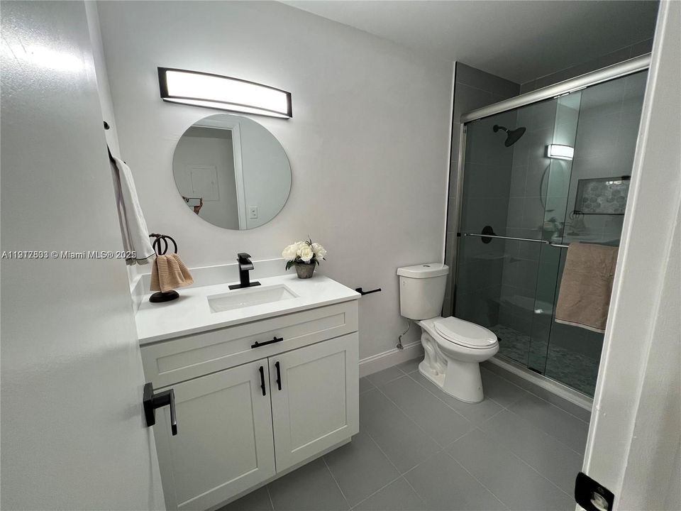 Под контрактом: $2,950 (3 спален, 2 ванн, 1239 Квадратных фут)