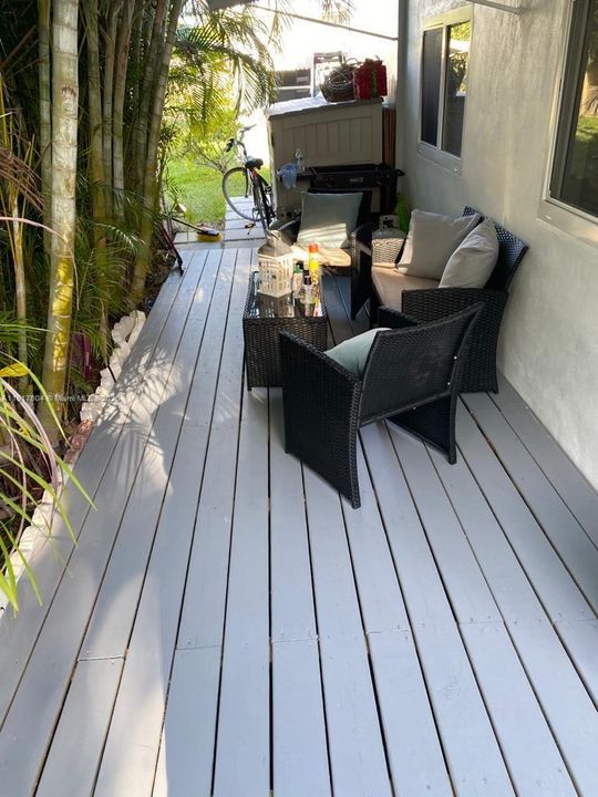 For Rent: $3,500 (2 beds, 1 baths, 1000 Square Feet)